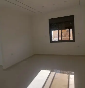 شقة للبيع في Al Sakaneyeh 9