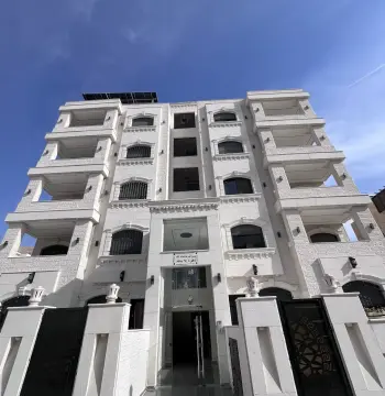 شقة للبيع في Al Sakaneyeh 5