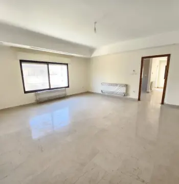 Apartment For Sale In Um Uthaina #3376